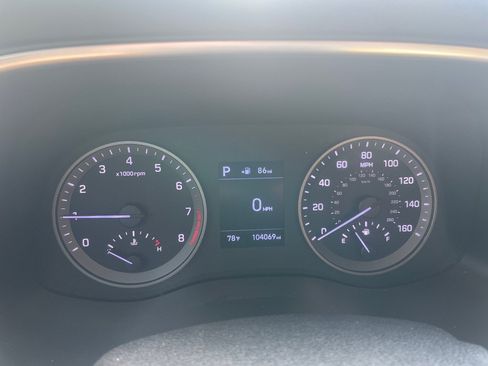Used 2019 Hyundai Tucson Value FWD image 22