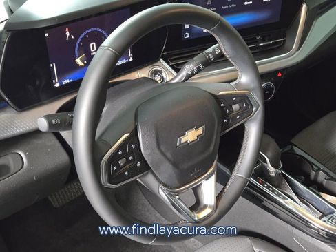 Used 2024 Chevrolet Trax LT w/ Driver Confidence Package FWD image 20