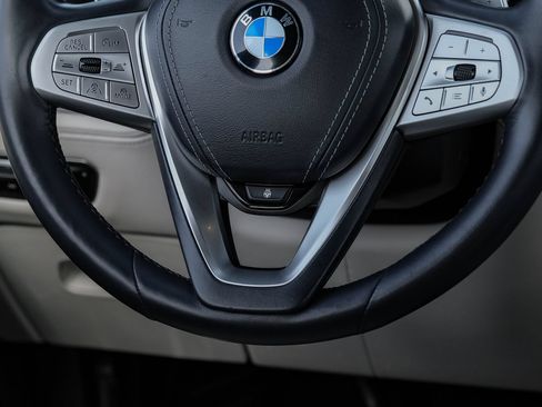 Used 2019 BMW X7 xDrive40i w/ Dynamic Handling Package AWD/4WD image 19
