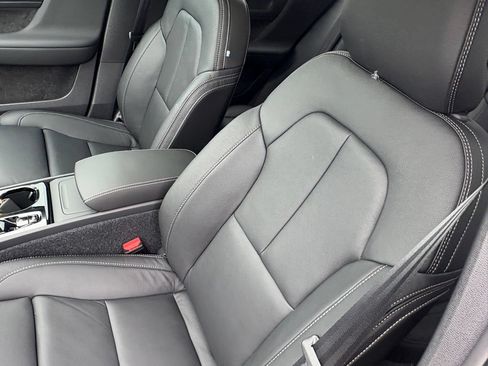 New 2026 Volvo XC40 B5 Plus w/ Protection Package Premier AWD/4WD image 18