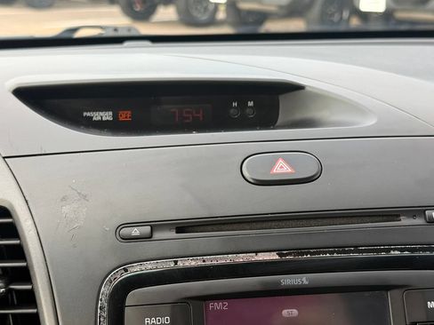 Used 2017 Kia Forte LX FWD image 17