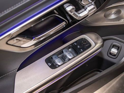 Used 2026 Mercedes-Benz CLE 300 4MATIC Cabriolet image 16