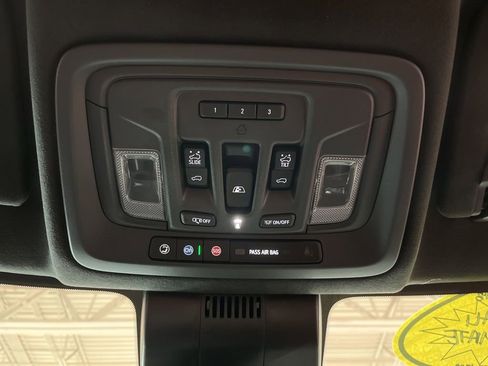 Certified 2024 GMC Sierra 1500 Denali Ultimate image 29