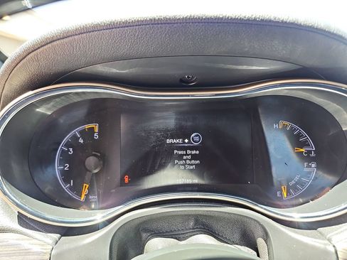 Used 2015 Jeep Grand Cherokee Overland w/ Advanced Technology Group AWD/4WD image 16