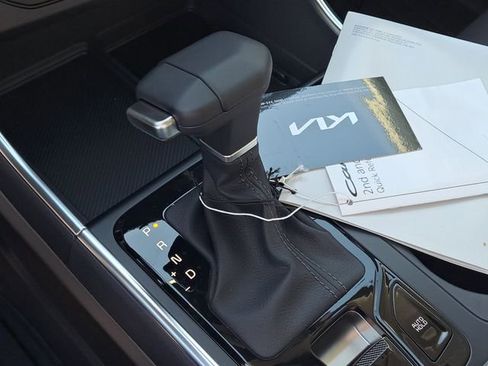 New 2026 Kia Carnival EX FWD image 15