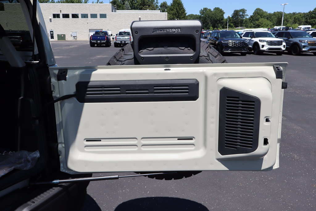 New 2026 Ford Bronco Raptor w/ Interior Carbon Fiber Pack AWD/4WD image 22