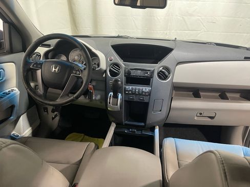 Used 2011 Honda Pilot EX-L image 17