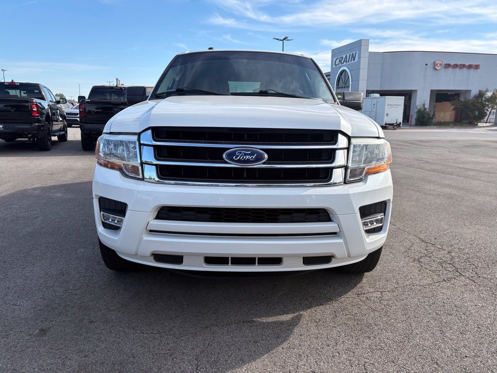 Used 2016 Ford Expedition EL XLT w/ Equipment Group 202A RWD image 2