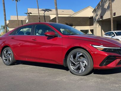 New 2025 Hyundai Elantra SEL