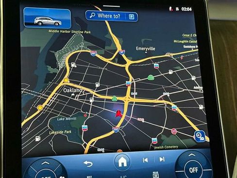 Used 2025 Mercedes-Benz GLC 300 GLC 300 image 25