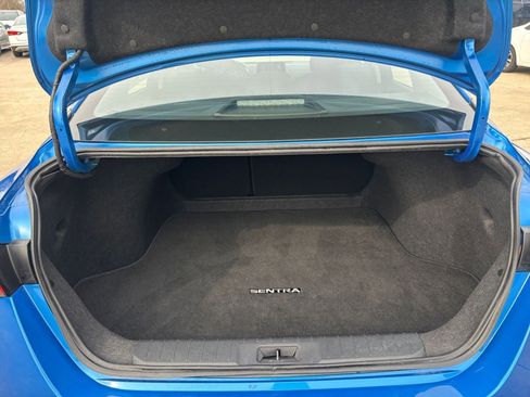 Used 2025 Nissan Sentra SV image 29