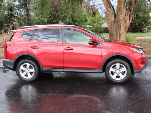 Used 2013 Toyota RAV4 XLE AWD/4WD image 3