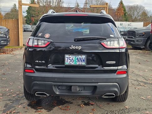 Certified 2021 Jeep Cherokee Latitude Lux w/ Sun & Sound Group image 6