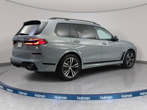 New 2026 BMW X7 xDrive40i w/ M Sport Package AWD/4WD image 5