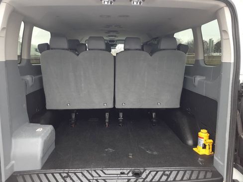 Used 2016 Ford Transit 350 XL image 18