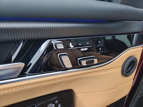 New 2026 Jeep Grand Wagoneer L Summit AWD/4WD image 20