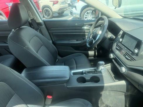 Used 2021 Nissan Altima 2.5 S w/ Driver Assist Package FWD image 5
