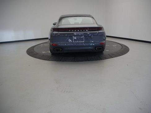Certified 2025 Porsche Panamera image 6