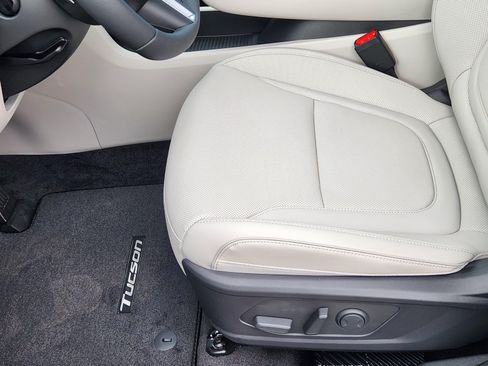 New 2026 Hyundai Tucson Limited AWD/4WD image 9
