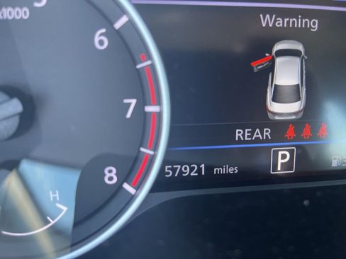 Used 2024 Nissan Sentra SV image 5