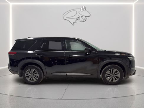 Used 2024 Nissan Pathfinder S w/ Cargo Package AWD/4WD image 7