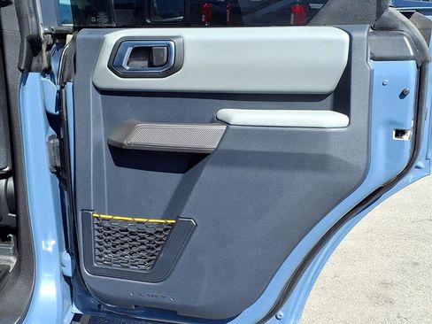 Used 2023 Ford Bronco Badlands w/ Sasquatch Package image 16