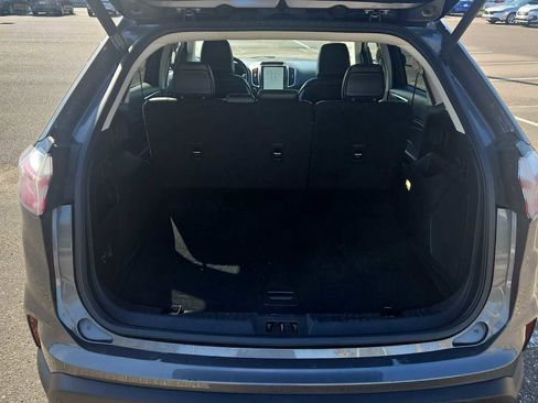 Used 2022 Ford Edge Titanium image 20