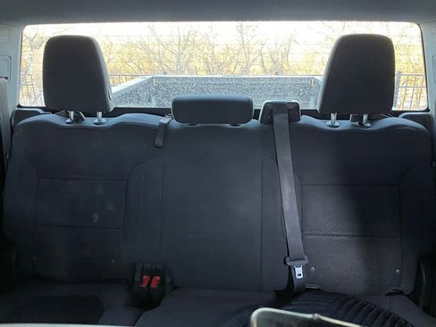 Used 2021 Chevrolet Silverado 2500 Custom w/ Custom Value Package image 20