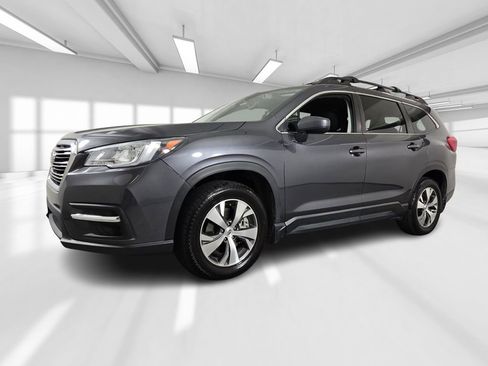 Used 2020 Subaru Ascent Premium w/ Convenience Package AWD/4WD image 2