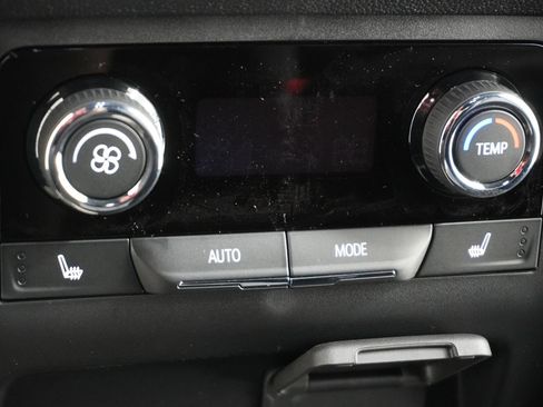 New 2026 Chevrolet Traverse RS image 42