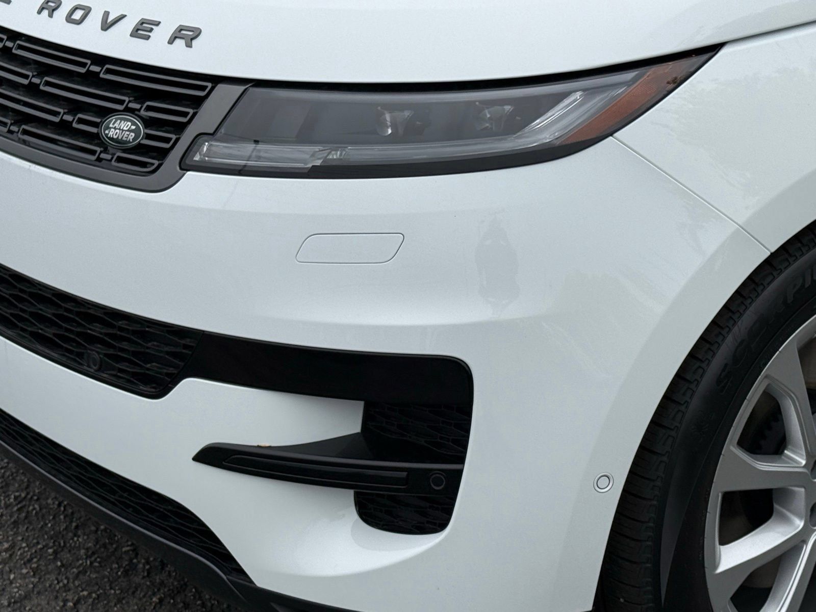 New 2026 Land Rover Range Rover Sport SE AWD/4WD image 11