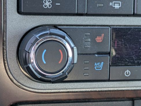 Used 2012 Ford F350 Lariat w/ Lariat Ultimate Pkg image 29