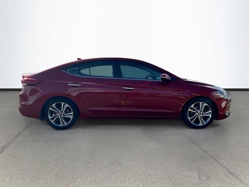 Used 2017 Hyundai Elantra Limited w/ Limited Tech Package 08 FWD image 8