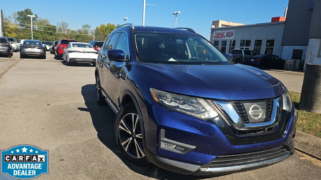 Used 2017 Nissan Rogue SL w/ SL Premium Package FWD image 1