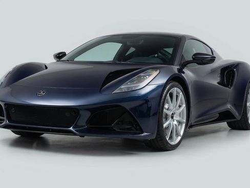 New 2025 Lotus Emira image 16