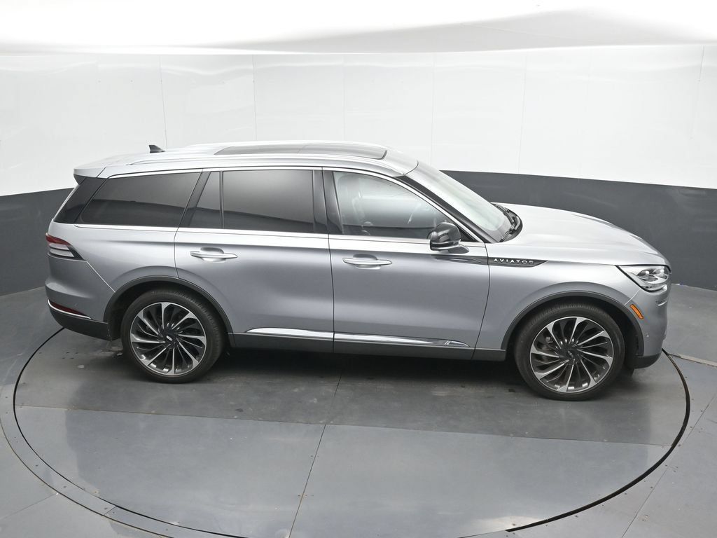 Used 2022 Lincoln Aviator Reserve w/ Equipment Group 201A AWD/4WD image 33