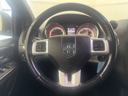 Used 2016 Dodge Grand Caravan R/T image 20