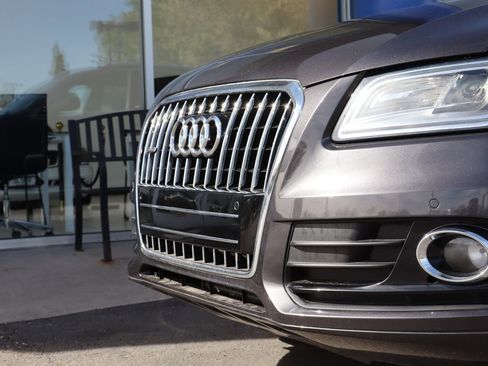 Used 2016 Audi Q5 2.0T Premium Plus w/ Technology Package AWD/4WD image 29