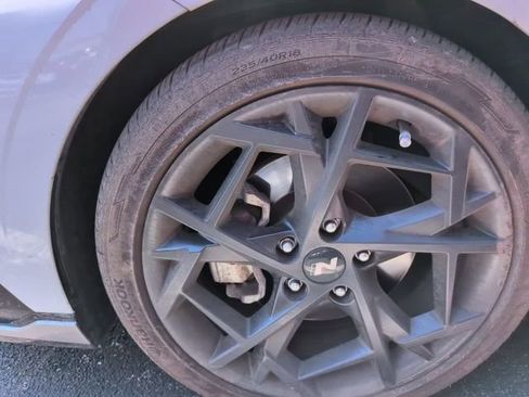 Used 2025 Hyundai Elantra N Line FWD image 11