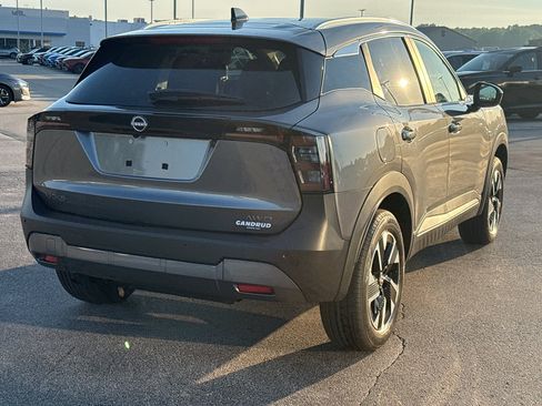 New 2026 Nissan Kicks SV w/ SV Premium Package AWD/4WD image 5