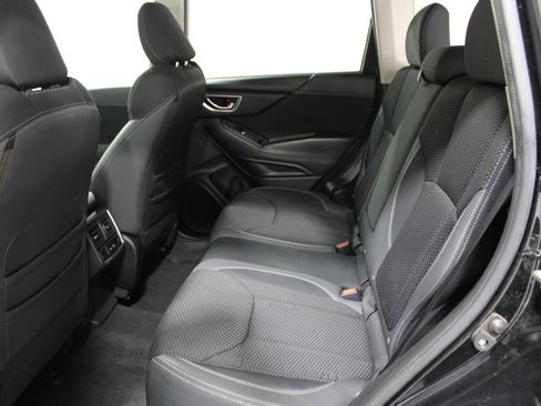 Used 2019 Subaru Forester Premium AWD/4WD image 20