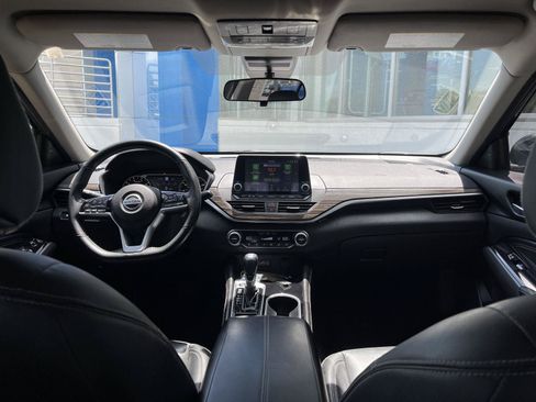 Used 2022 Nissan Altima 2.5 SL FWD image 16