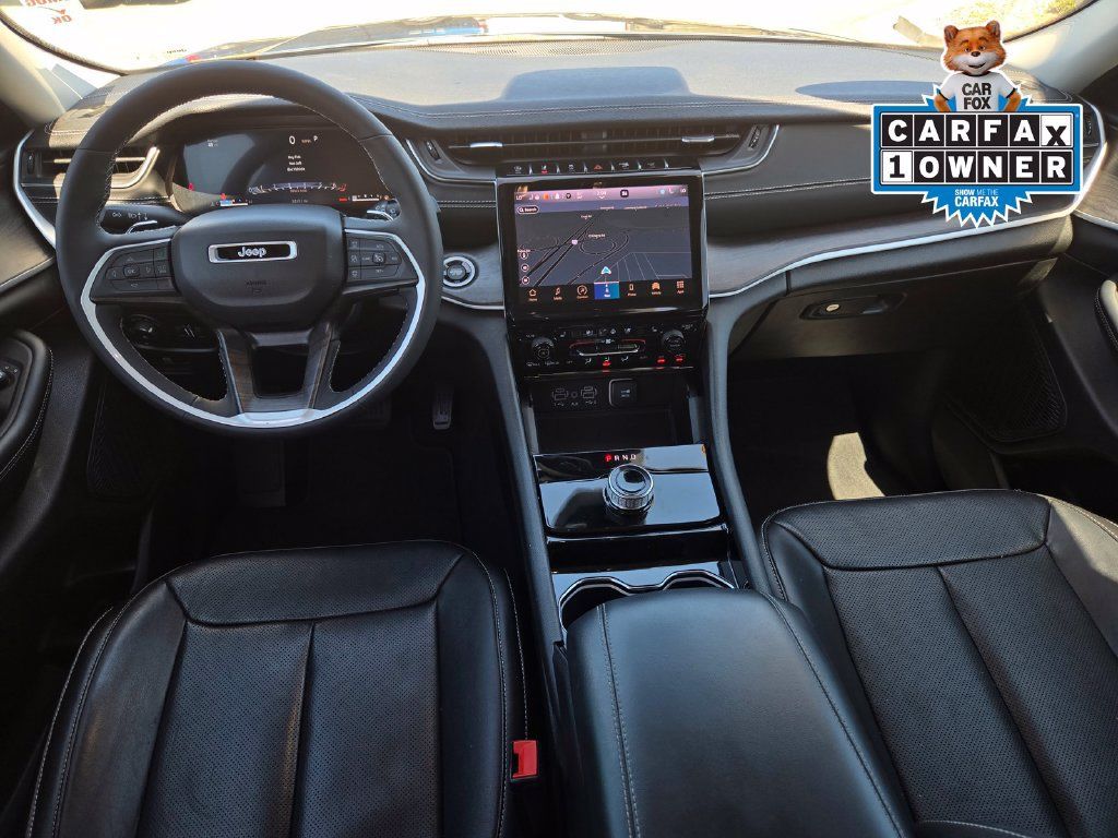 Used 2023 Jeep Grand Cherokee Limited w/ Luxury Tech Group II RWD image 10