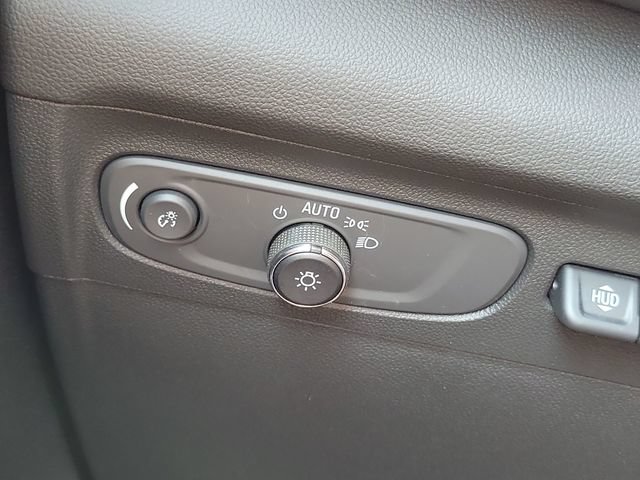 Used 2023 Buick Envision Avenir AWD/4WD image 13