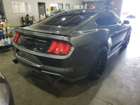 Used 2018 Ford Mustang GT w/ Black Accent Pkg RWD image 3