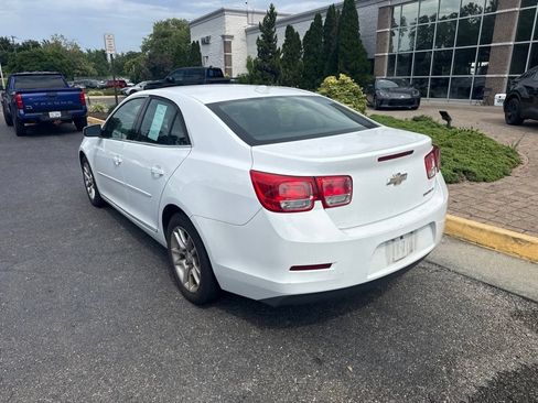 Used 2014 Chevrolet Malibu LT w/ Power Convenience Package FWD image 4
