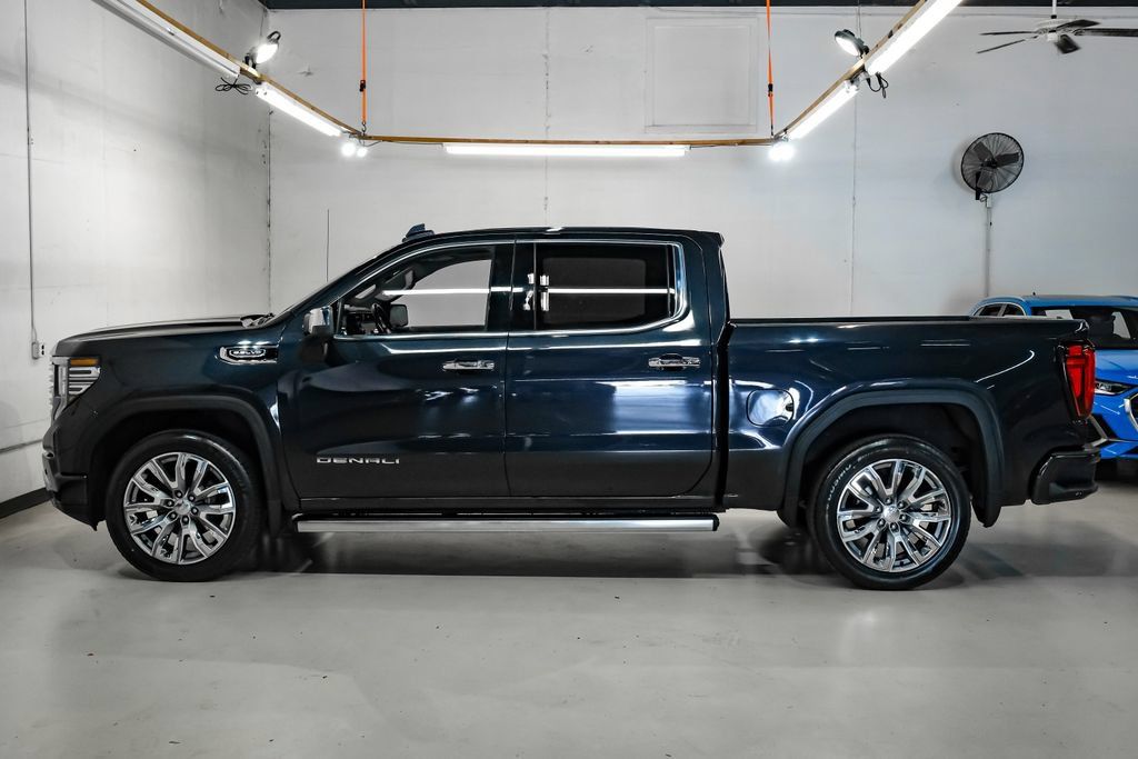 Used 2023 GMC Sierra 1500 Denali w/ Denali Reserve Package AWD/4WD image 14