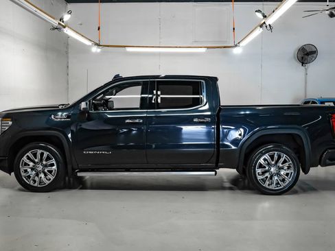 Used 2023 GMC Sierra 1500 Denali w/ Denali Reserve Package AWD/4WD image 14