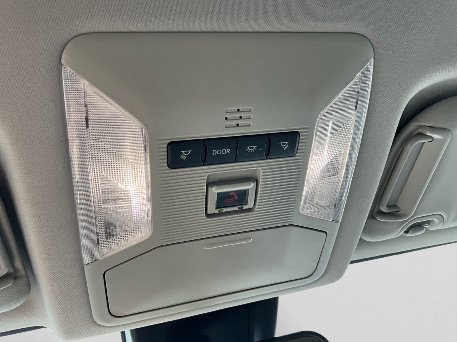 Used 2025 Toyota RAV4 XLE FWD image 19