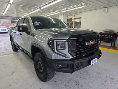Certified 2023 GMC Sierra 1500 AT4X w/ AT4X AEV Edition AWD/4WD image 7